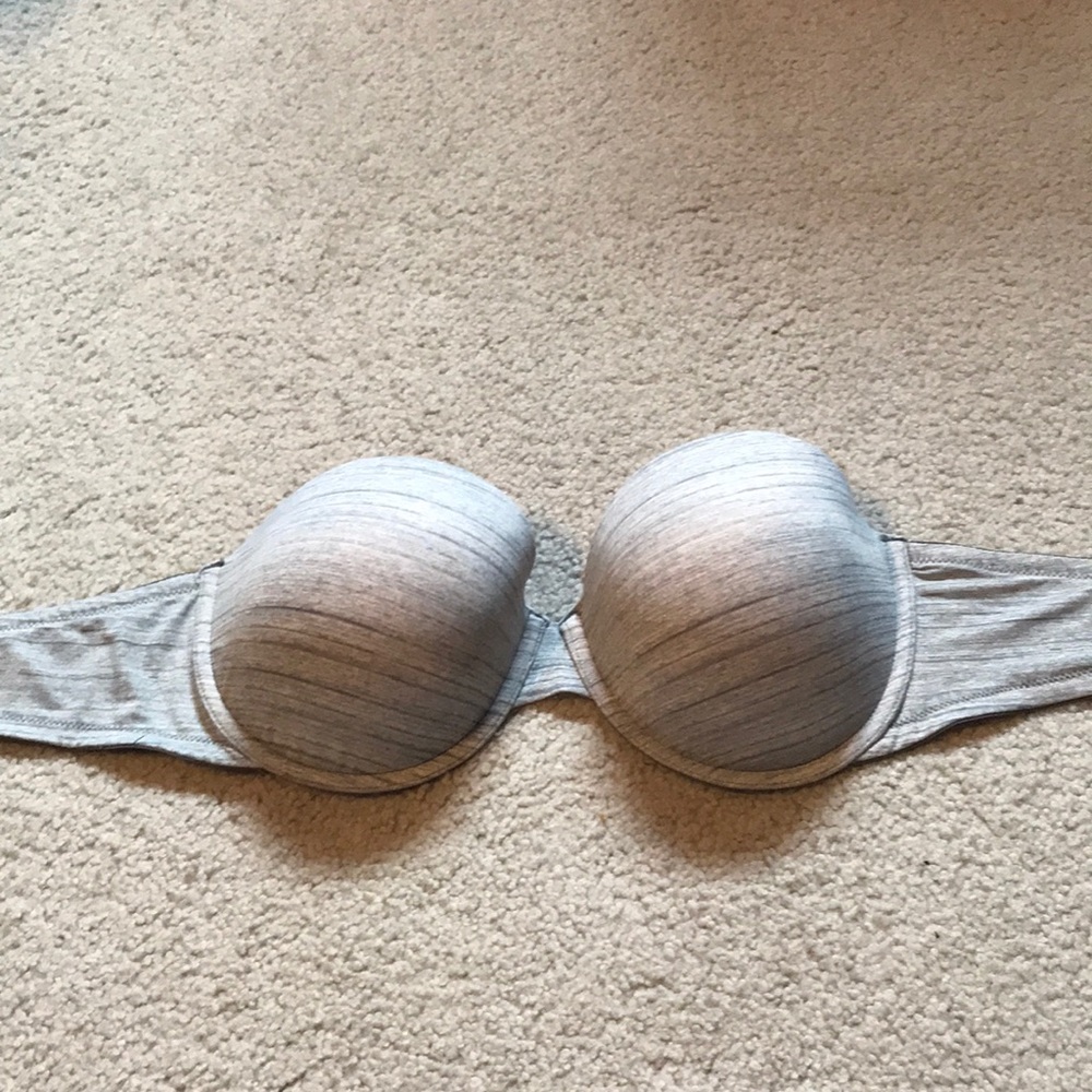 Strapless 34DD bra from Pink!